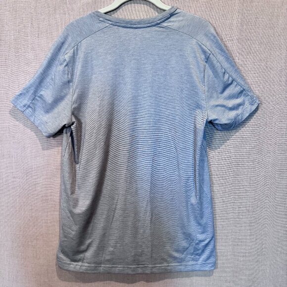 Tek Gear Men’s Performance Tee Shirt Small Gray Moisture Wicking Athletic Top - Picture 2 of 6